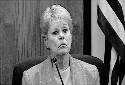 In the Still of the Night: The Strange Death of Ronda Reynolds and Her Mother's Unceasing Quest for the Truth