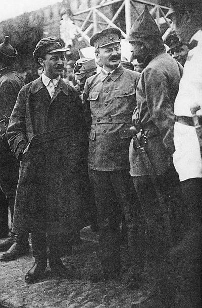 Лев Троцкий. Большевик. 1917–1923