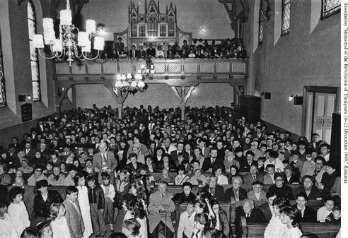 Uncivil Society: 1989 and the Implosion of the Communist Establishment