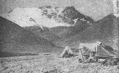 В горах Памира